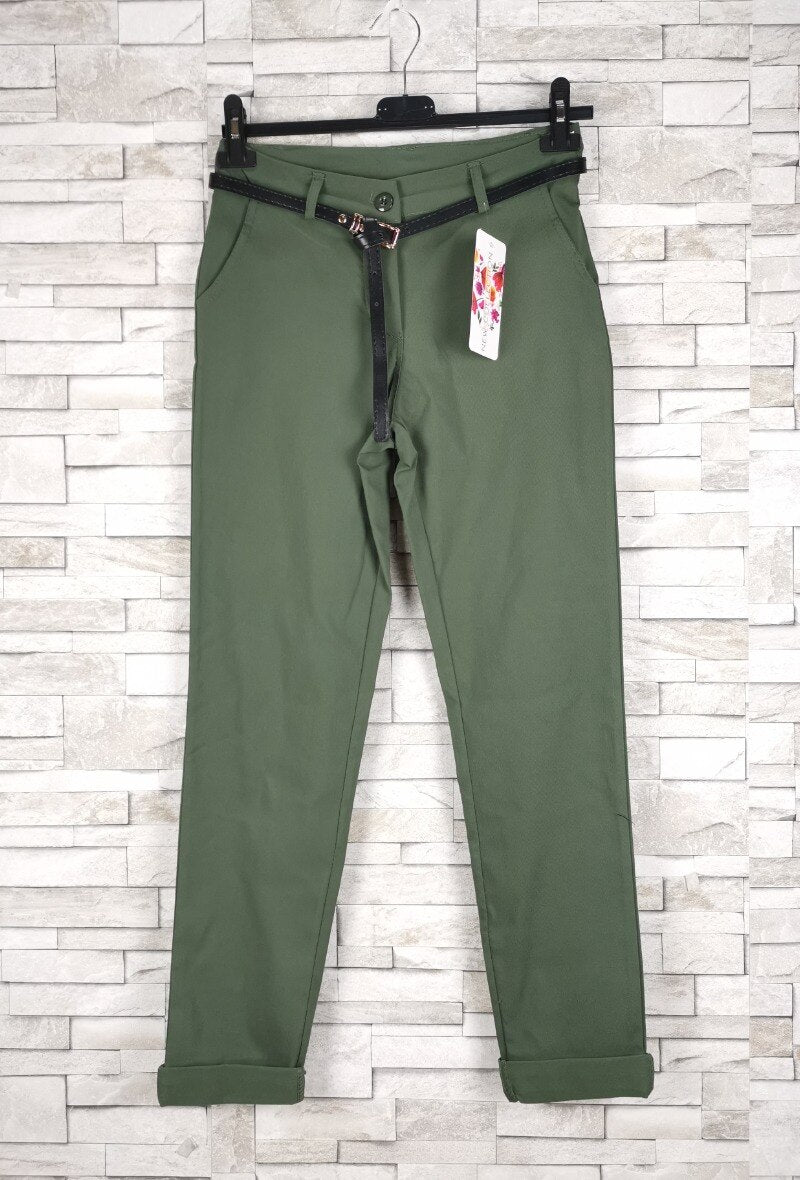 Fitted stretch trousers with 2 pockets