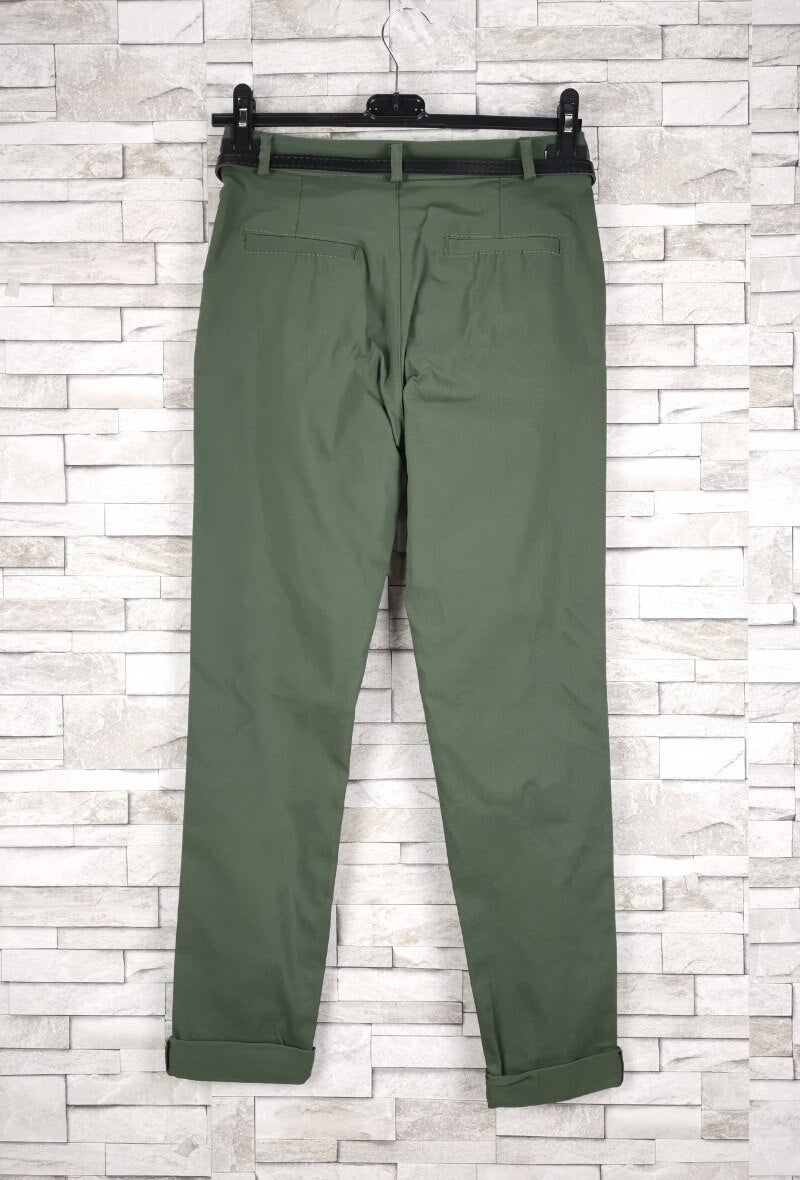 Fitted stretch trousers with 2 pockets